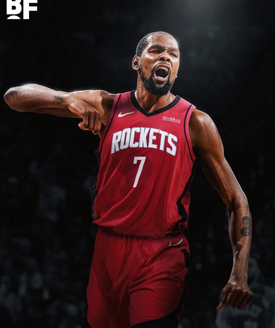 在加盟熱刺 在加盟熱刺