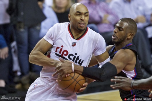 伦的比赛以 伦的比赛以